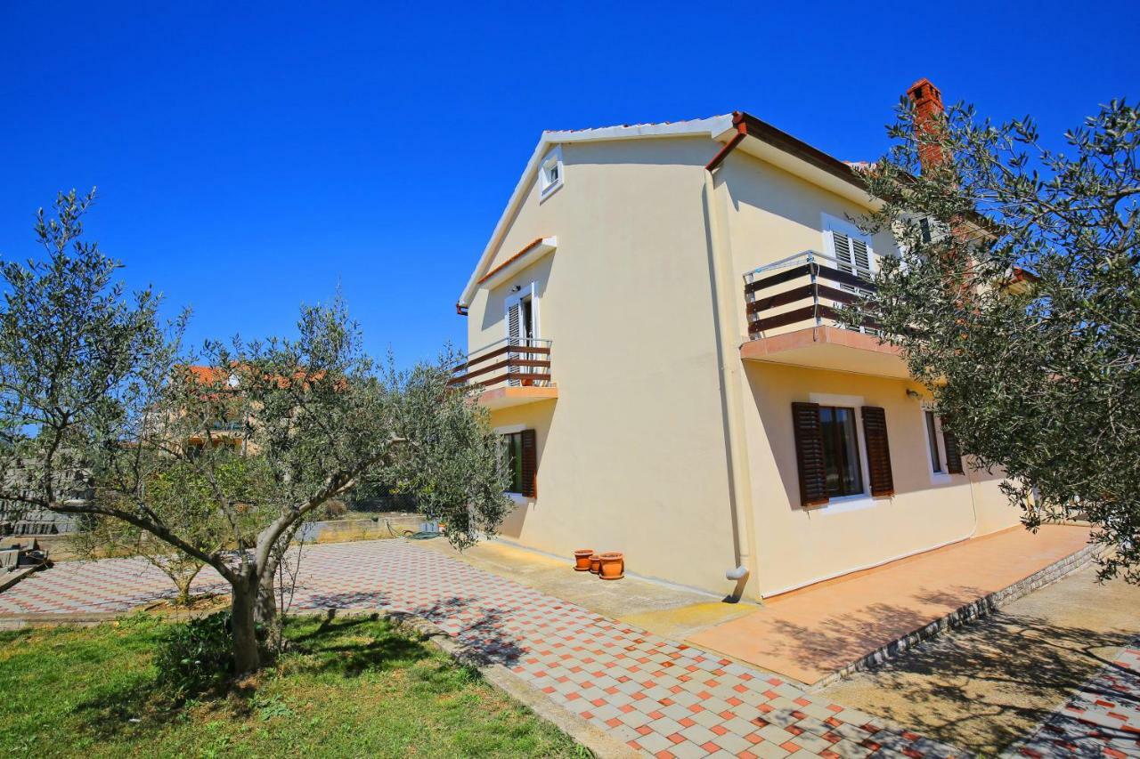 Large Gardens 2 Apartment Bibinje Exterior photo